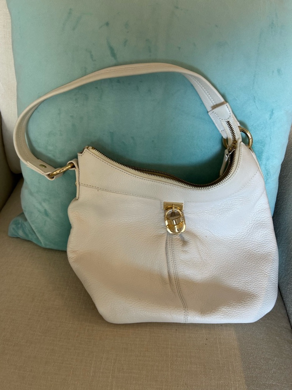 Calvin Klein Cream Leather Shoulder Bag with Gold Hardware